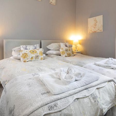 The Firs Bed And Breakfast Plymouth Bagian luar foto
